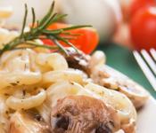 Итальянская паста с грибами в сливочном соусе: видео-рецепт Макароны шампиньонами сливочном соусе рецепт